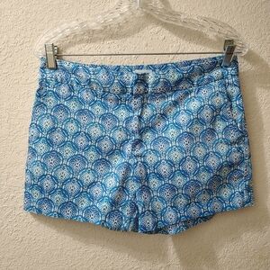 Sigrid Olsen Blue & White Geometric Print Shorts Women's 4 Mid Rise Stretch